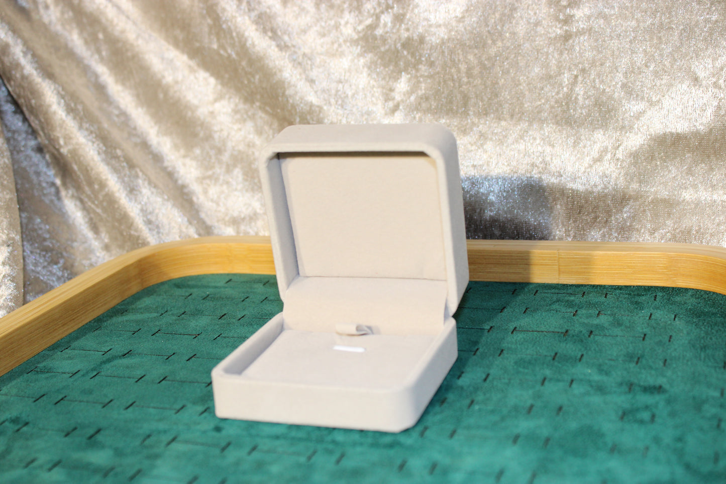 BOX1002-EARRN Luxury velvet jewelry box for earrings