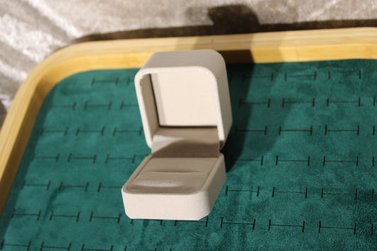 BOX1002-RING Luxury velvet jewelry box for rings