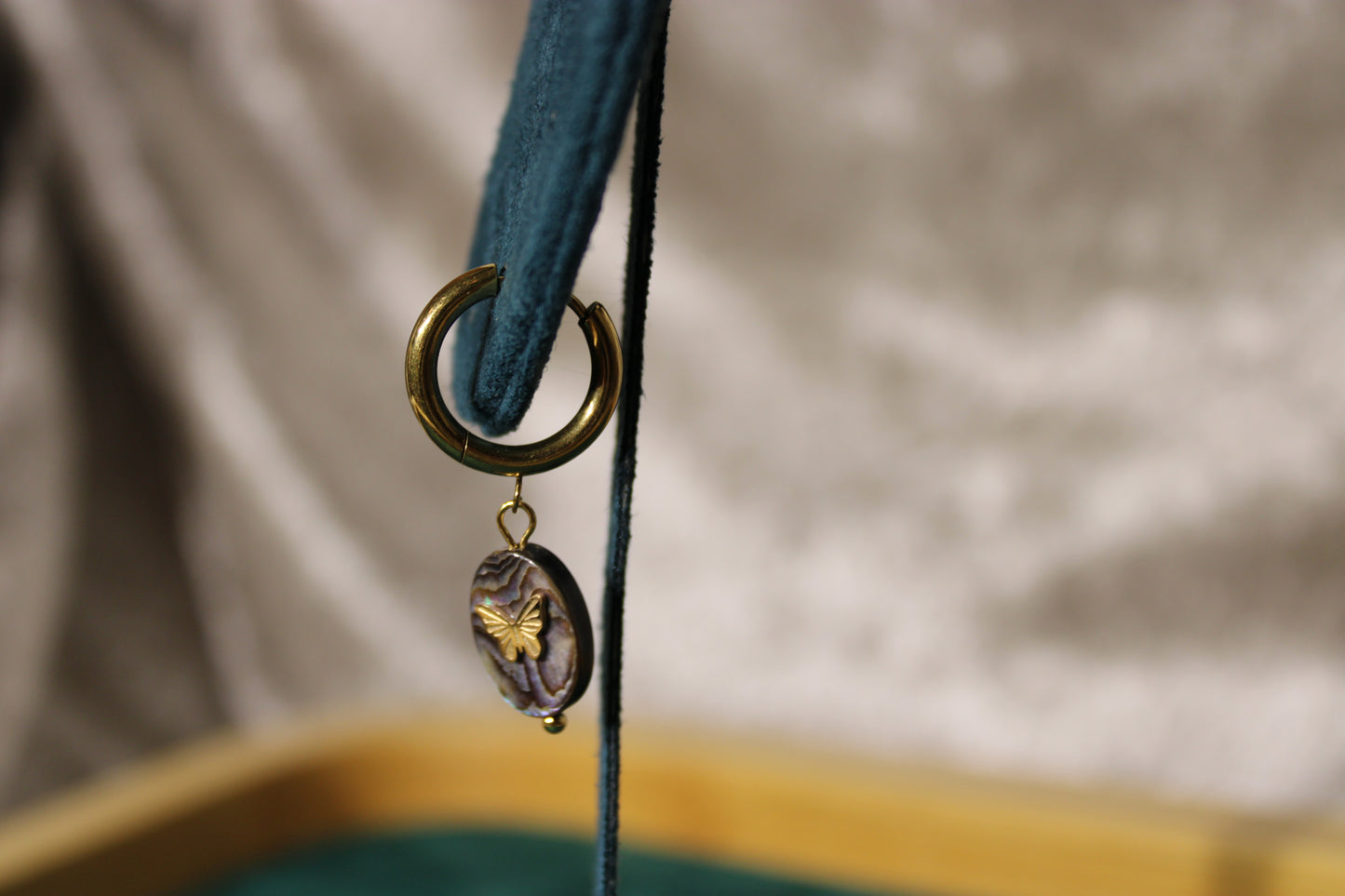 EAR2009-GOL Hoop earring Stainless Steel Gold Plating abalone shell