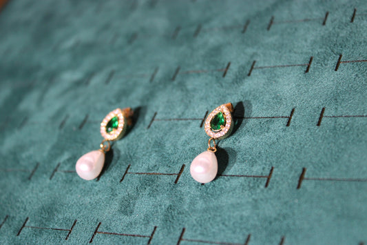 EAR2014-GOL Drop earring Stainless Steel Gold Plated