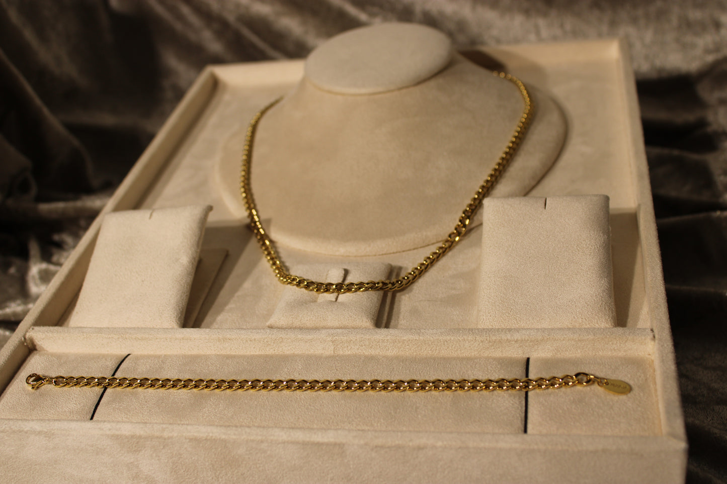 NEC3301-GOL Necklace Stainless Steel Gold Plated 55cm