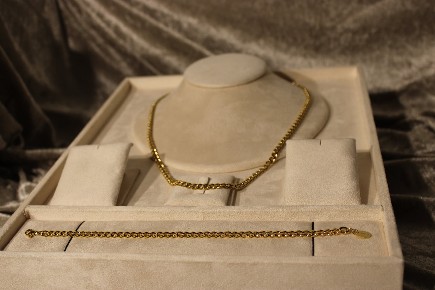 BRA3301-GOL Bracelet Stainless Steel Gold Plated