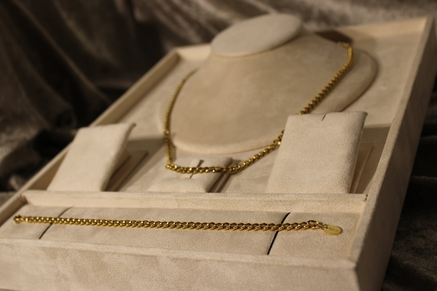 BRA3301-GOL Bracelet Stainless Steel Gold Plated