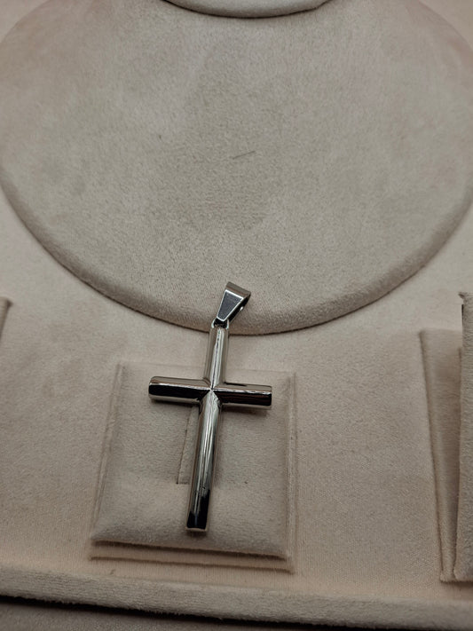 Pendant cross silvery color